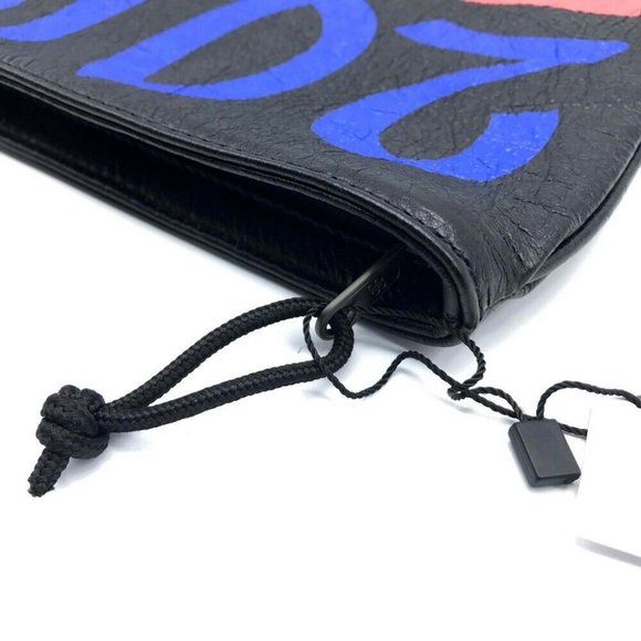 UNUSED BALENCIAGA Graffiti paint Explorer Clutch - Picture 8 of 11